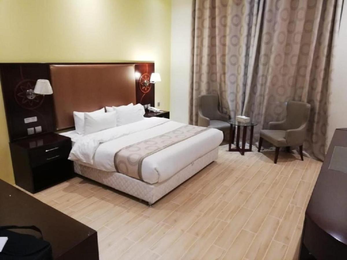 Al Liwan Suites Rawdat Al Khail Doha Exterior photo